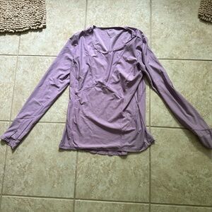 Athleta med top. Lavender. Used in good condition